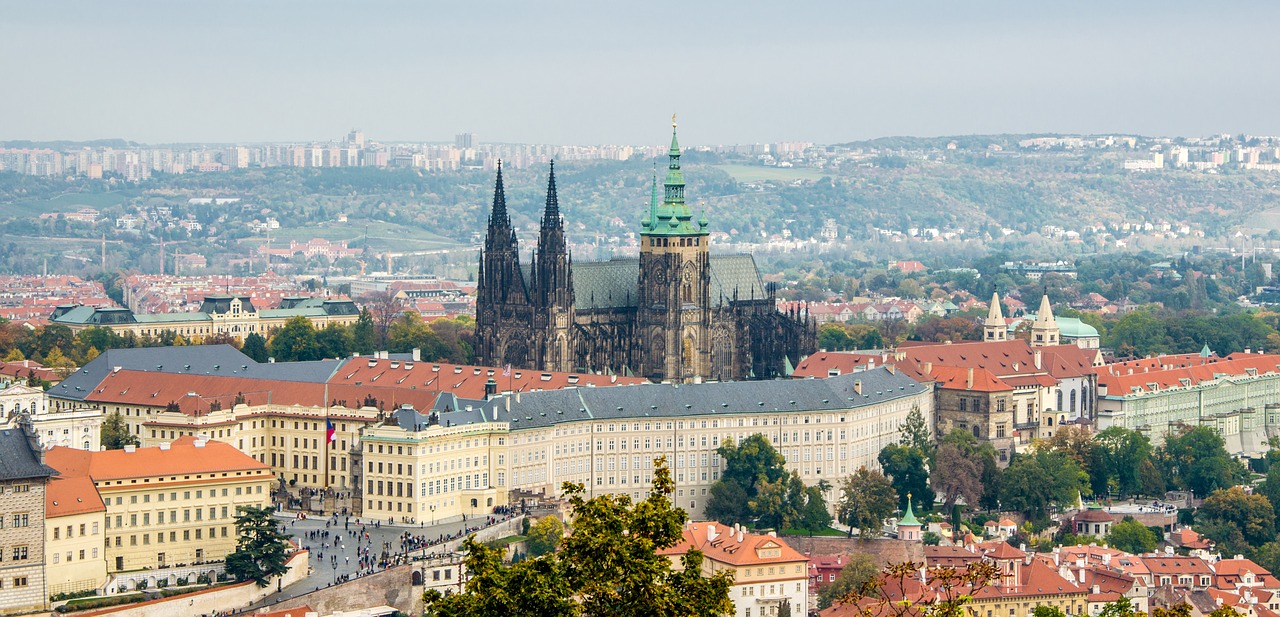 Najpopularniejszy zamek w Pradze - Hradczany
